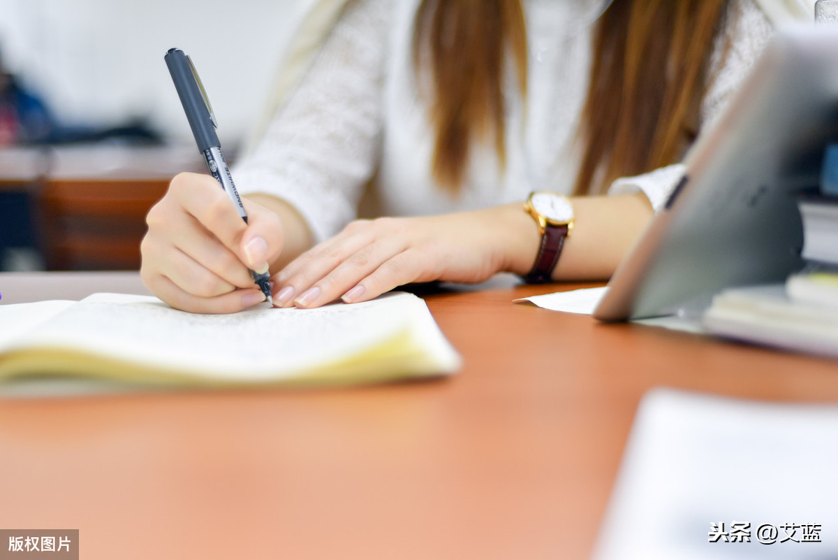 新手小白如何利用公众号赚钱？