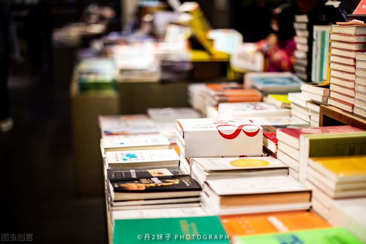 我，退伍老兵转行做二手书店老板，没想一套破书转手赚6万