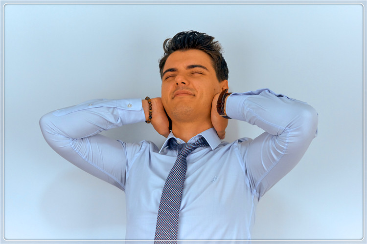 42岁的人创业失败负债80万，实在坚持不下去了，应该怎么办？