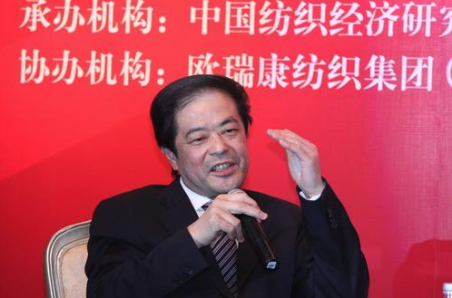 木匠出身的他，借20万开始创业，如今身家650亿