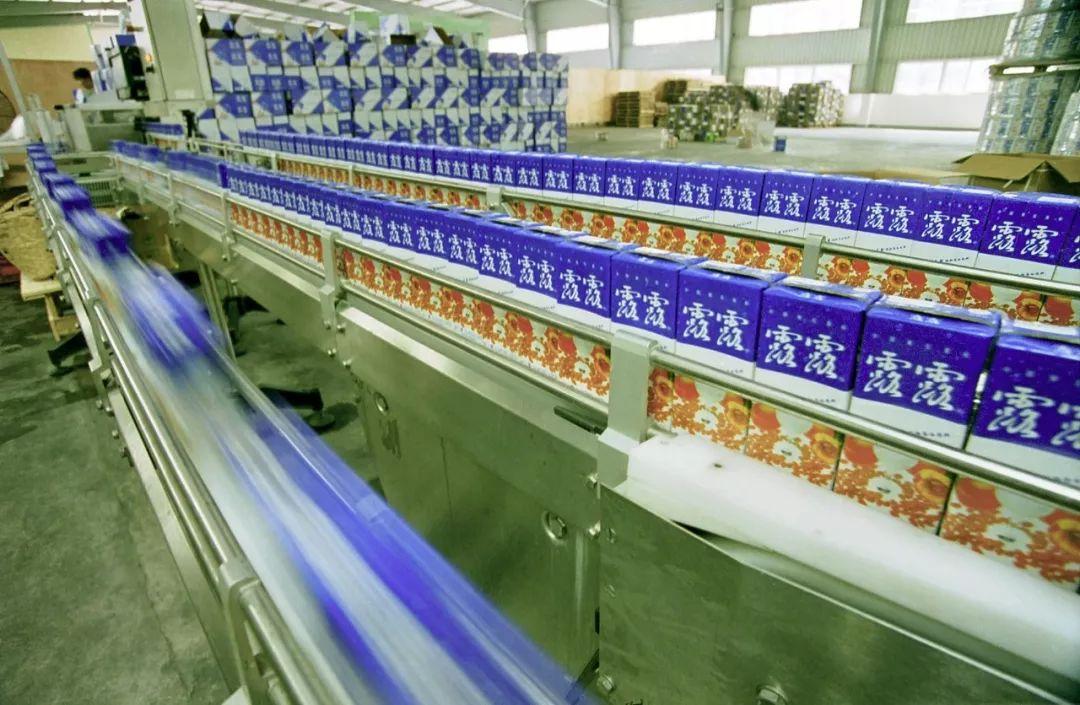 伊利背后的王者：90%中国乳企给它打工，无情拿走3/4的利润