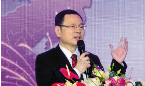 从小混混到零售大王，他41岁开始创业，如今企业年营业额破千亿