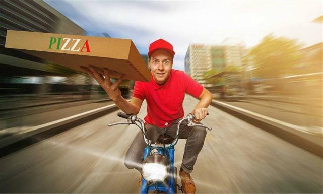 外卖小哥自焚讨薪，反映外卖平台对员工敲骨吸髓式压榨