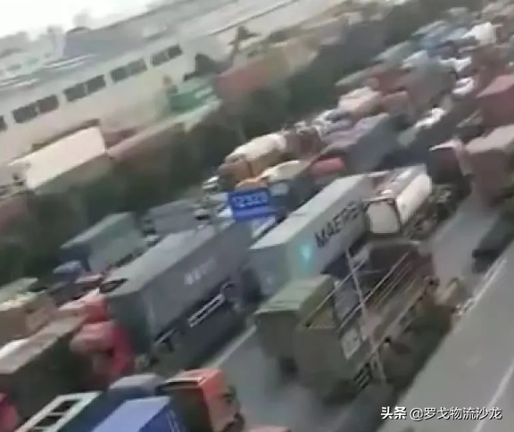 急！运费暴涨、园区爆仓，多地物流告急