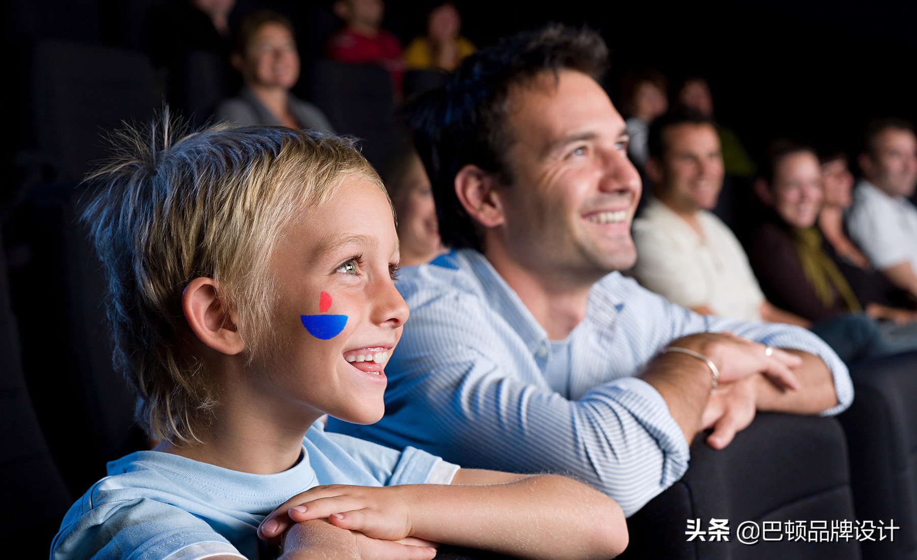 什么是vi设计，由哪些内容组成？