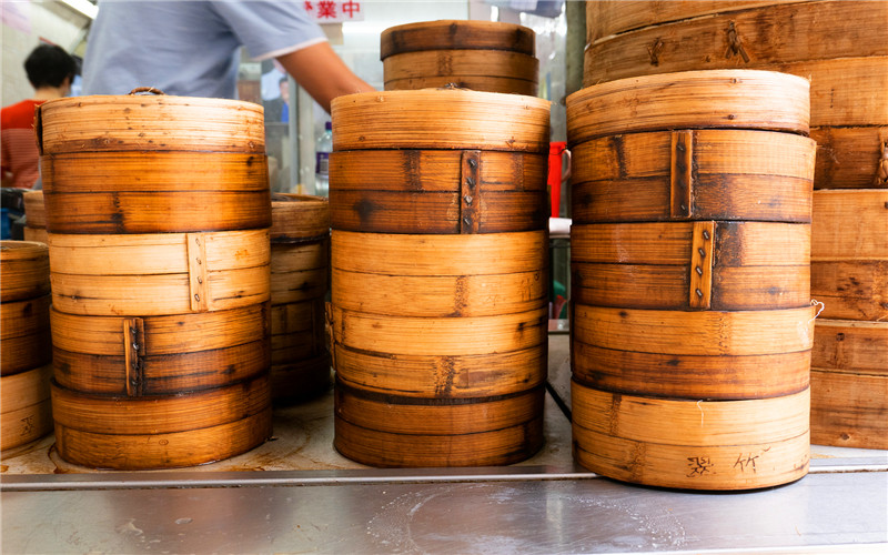 现在投入15万开店，有哪些稳妥赚钱的项目可以选择？推荐一下