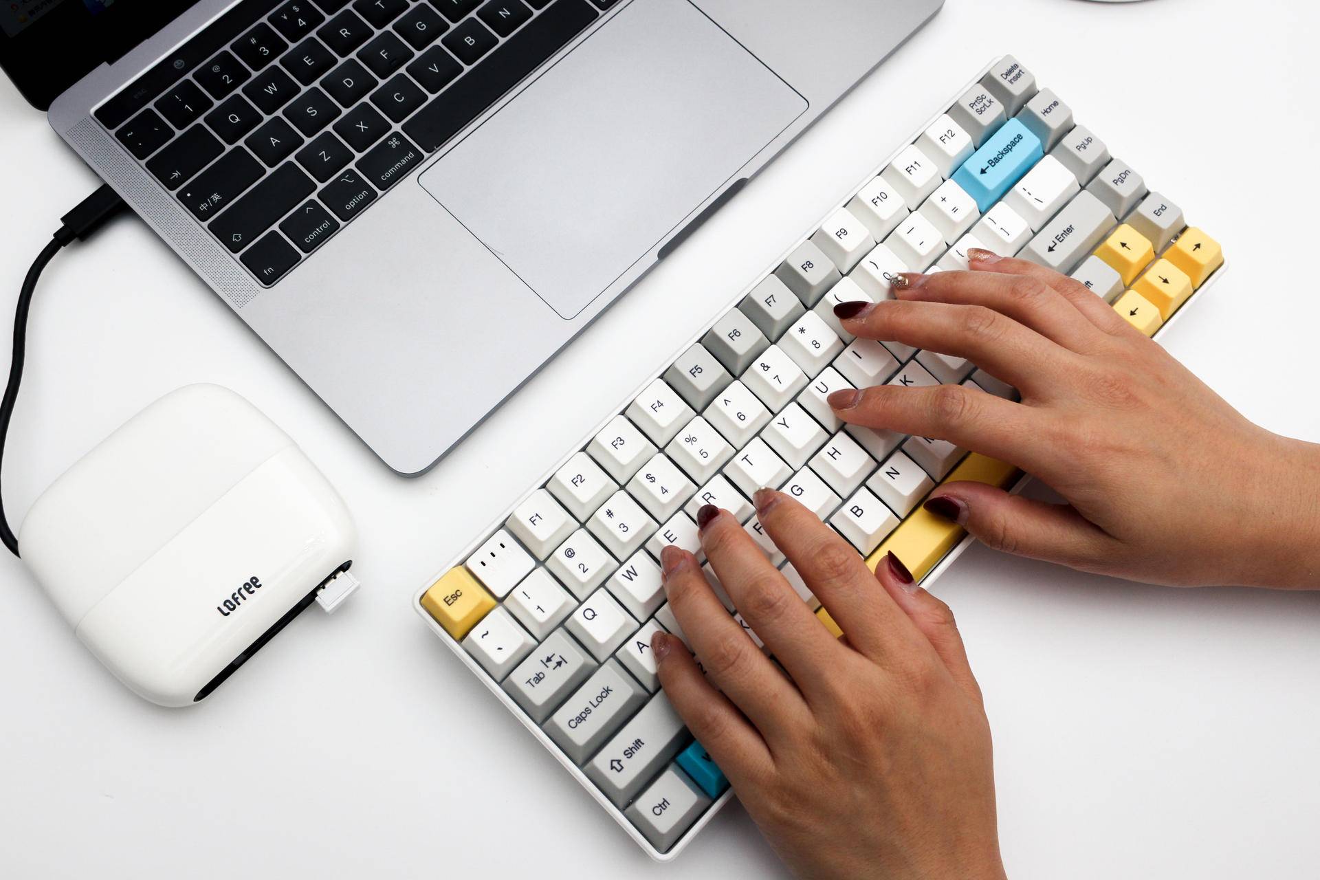 明明少一个键却更好用？高斯ALT 83双模机械键盘体验