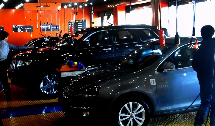 这家洗车店出奇招：免费洗车！结果赚的钱比汽车店还多