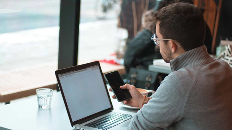 做内容怎么赚钱？垂直社区运营的3种盈利模式