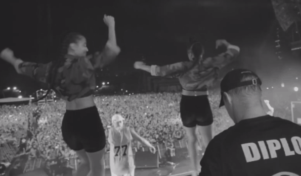 Z世代粉丝在天猫国际追星，“同款经济”正改变流行产业格局