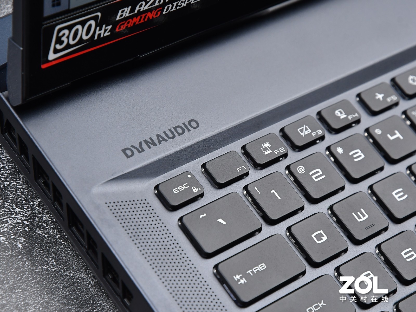 旗舰平台游戏怪兽 微星强袭2 GE76图赏