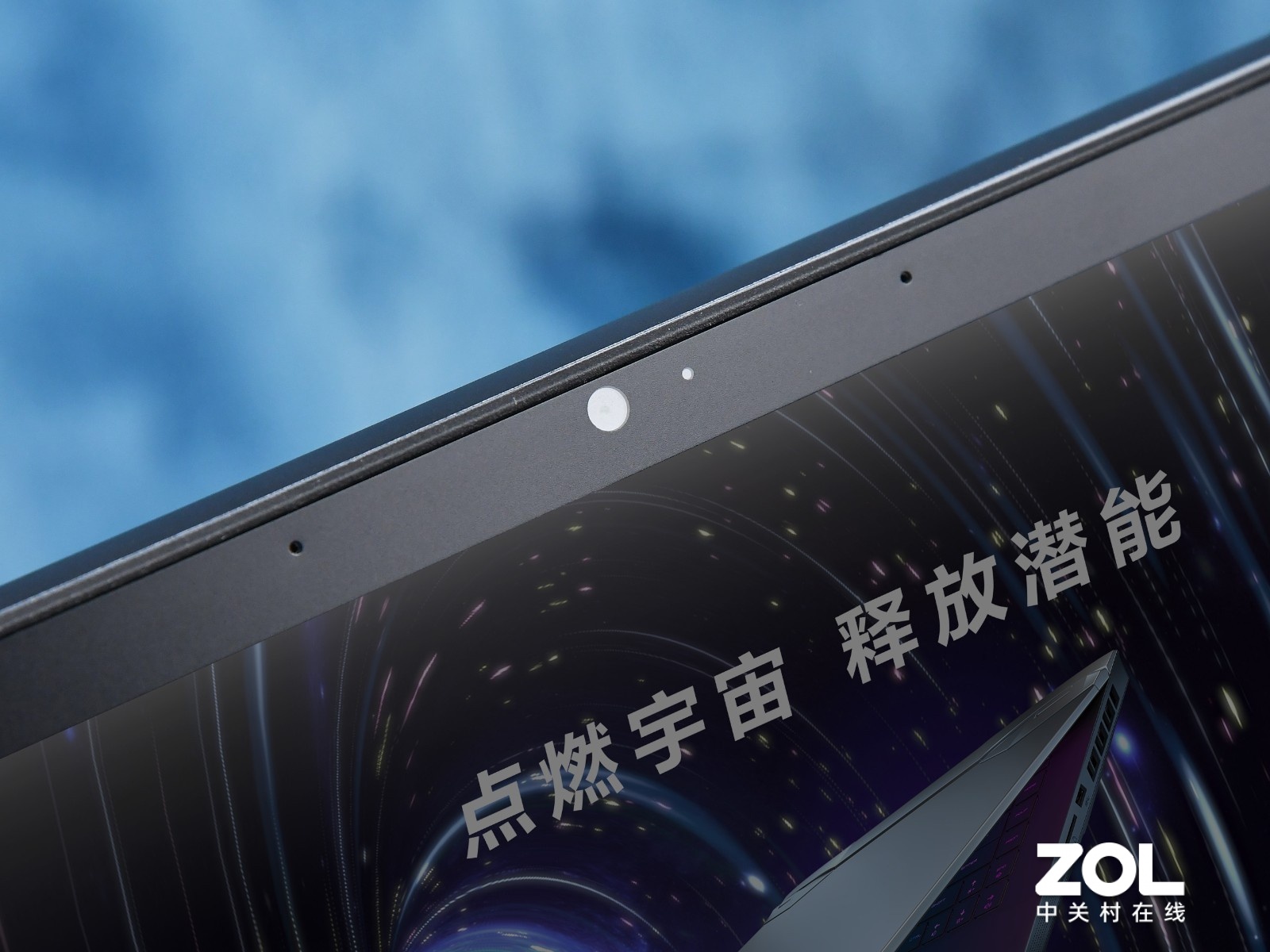 旗舰平台游戏怪兽 微星强袭2 GE76图赏