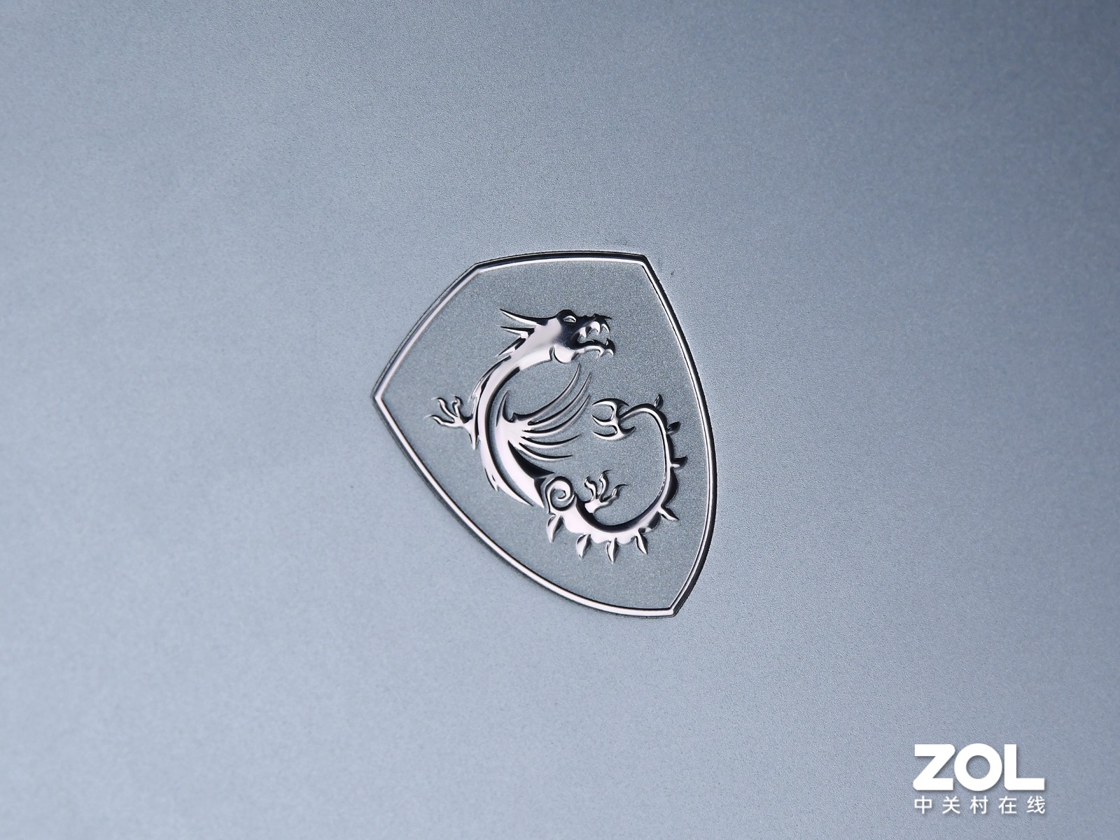 旗舰平台游戏怪兽 微星强袭2 GE76图赏