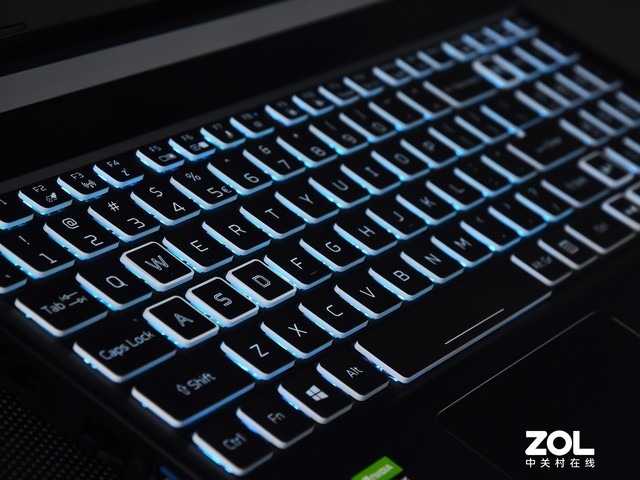 GeForce RTX 30强者致胜 宏碁暗影骑士龙评测