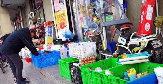 社区团购，是拥抱还是抵制？