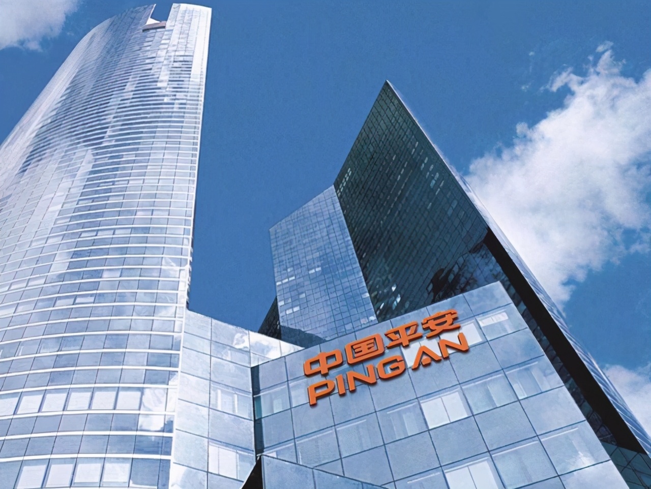 最牛的“藏富大佬”：打造资产8万亿的金融航母，真实财富是个谜