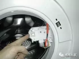 滚筒洗衣机拆解各部件详解