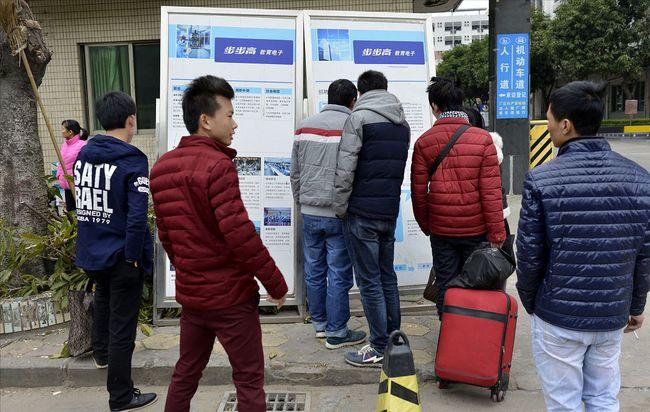 中国14亿人，工厂为何还缺人？员工：谁都不傻