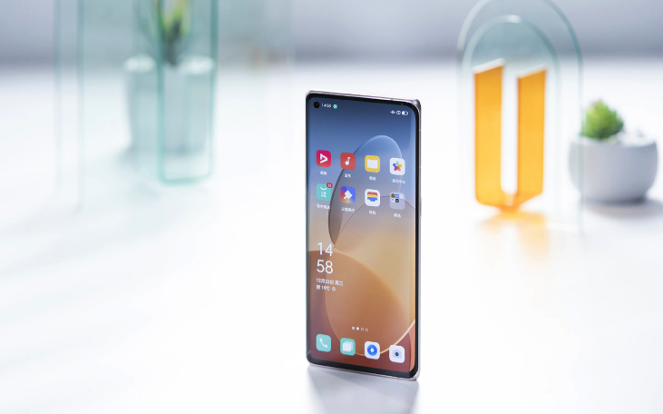 论性价比，OPPO和华为哪个更给力？对比这两款手机就知道