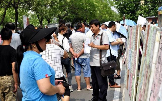 中国14亿人，工厂为何还缺人？员工：谁都不傻