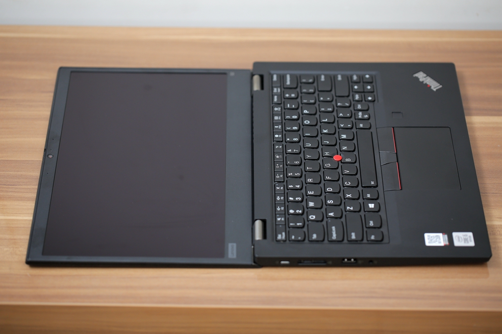 i5十代+触控屏+长续航，这部轻薄笔记本的性能不输入门台式机