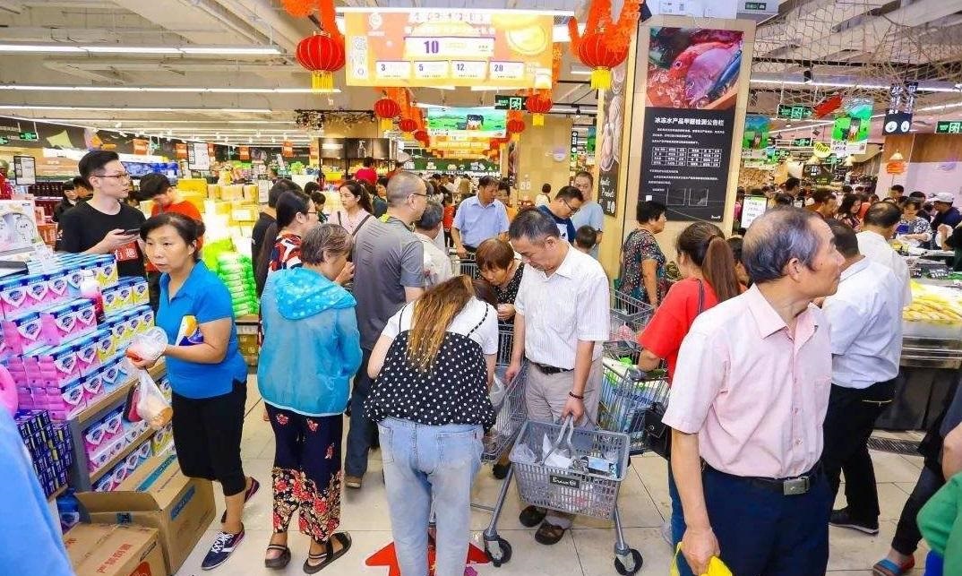 这家超市老板胆子太大，免费送股份！结果不但没亏，反而年赚千万