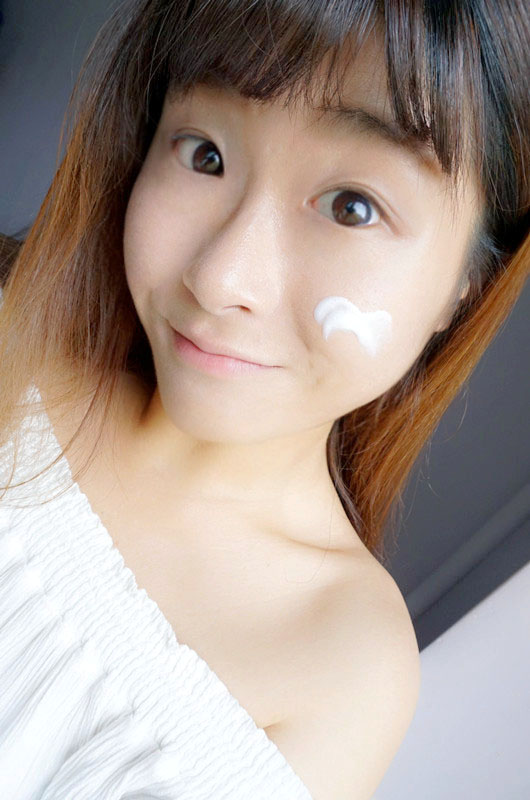 迷奇高级丝素美容蜜，驱暗黄内外滋养乳液新体验