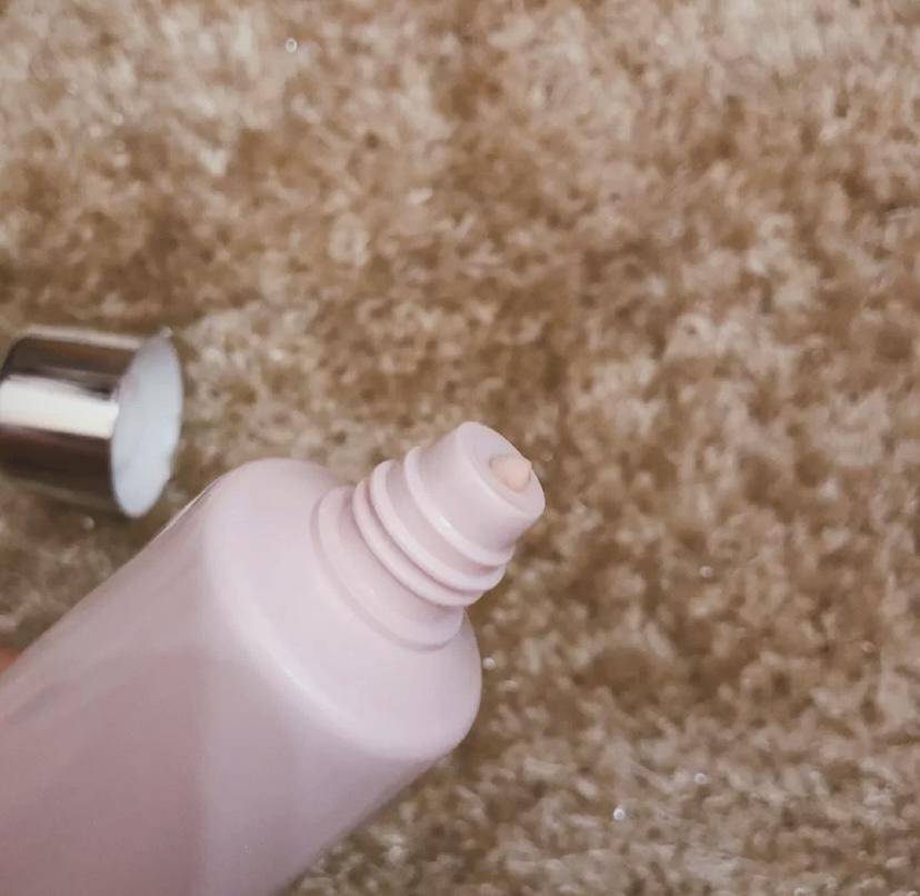 秋冬护手霜测评，欧舒丹马鞭草水润易推开，艾惟诺燕麦粘稠难闻