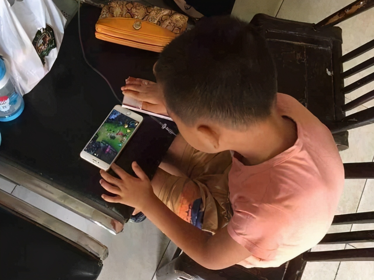 又一传统行业倒下：门店倒闭数万家，十分令人惋惜