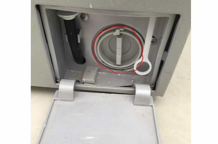 滚筒洗衣机的过滤网该如何清洗？