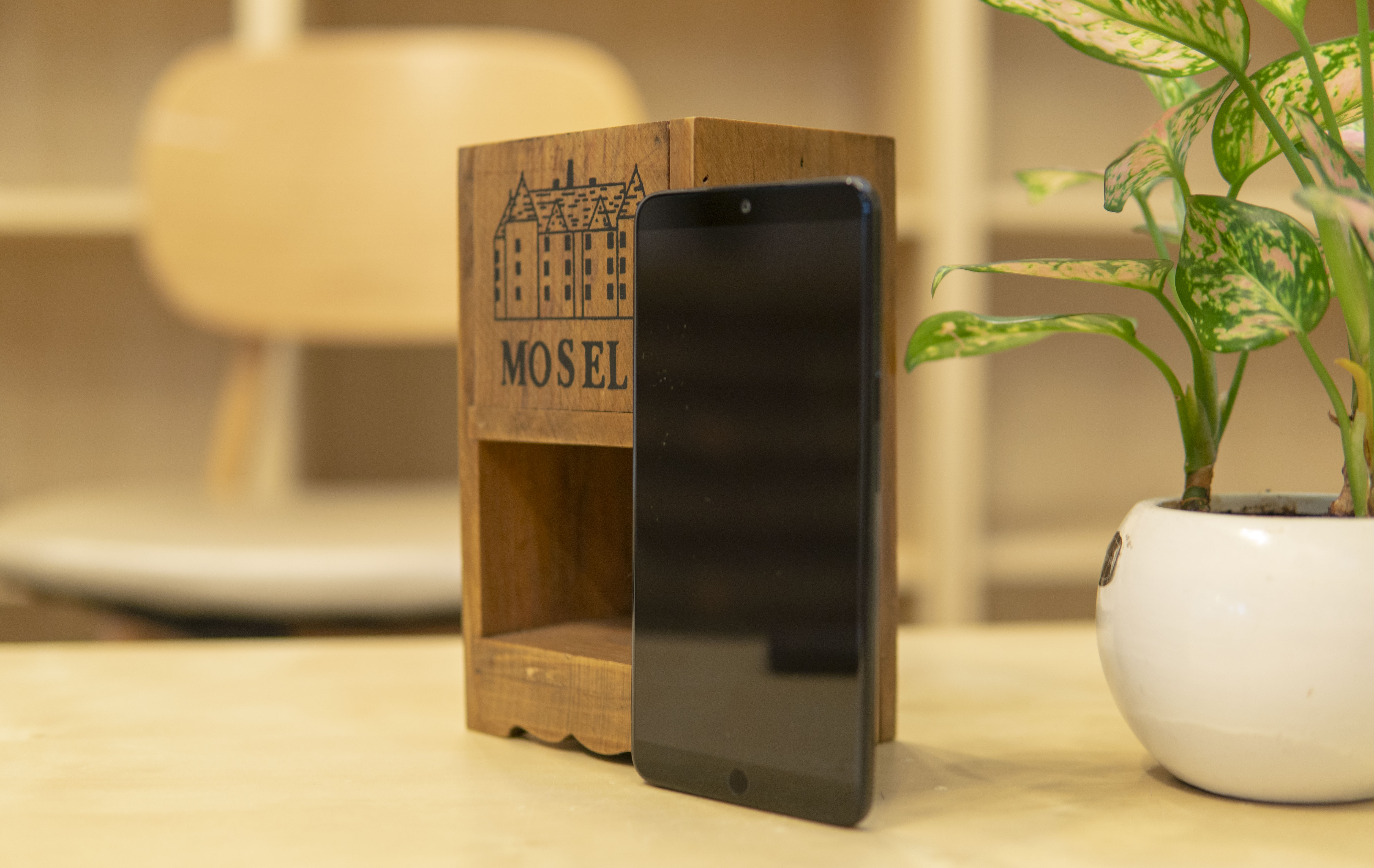 不吹不黑，黄章式旗舰魅族15 Plus值不值得买？看完这篇就够了