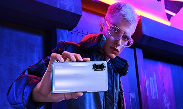 华为跌倒，小米吃饱，后者净利润倍增