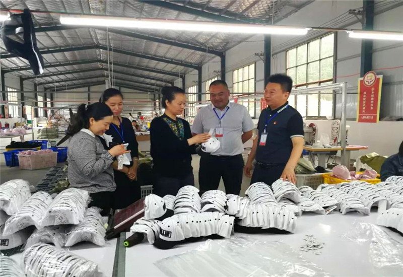 农村开办小工厂，有哪些项目投资少、见效快、发展前景比较好？