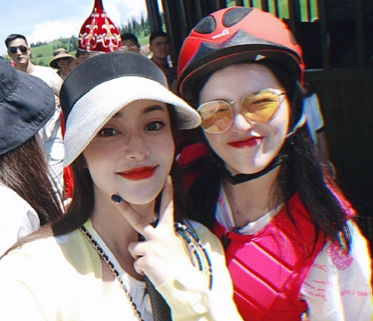 知名网红夫妇官宣离婚！男方净身出户只拿50万，分开后仍直播赚钱