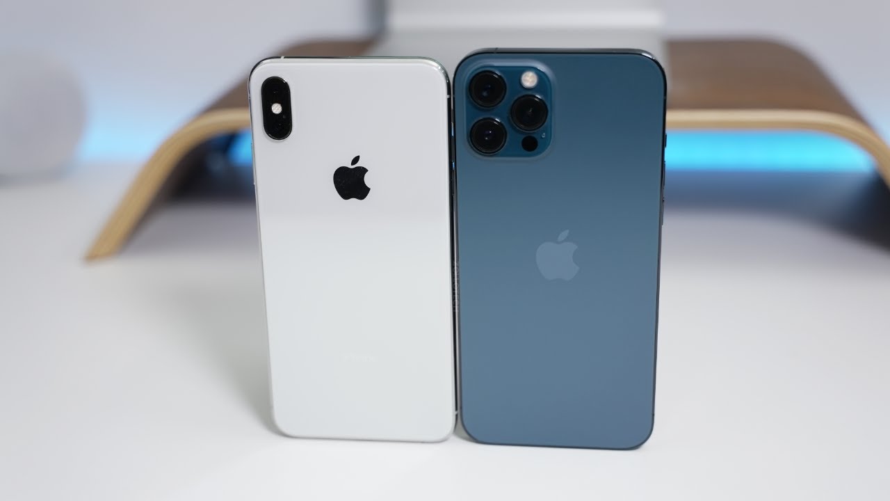 iPhoneXSMax和iPhone12ProMax真机对比