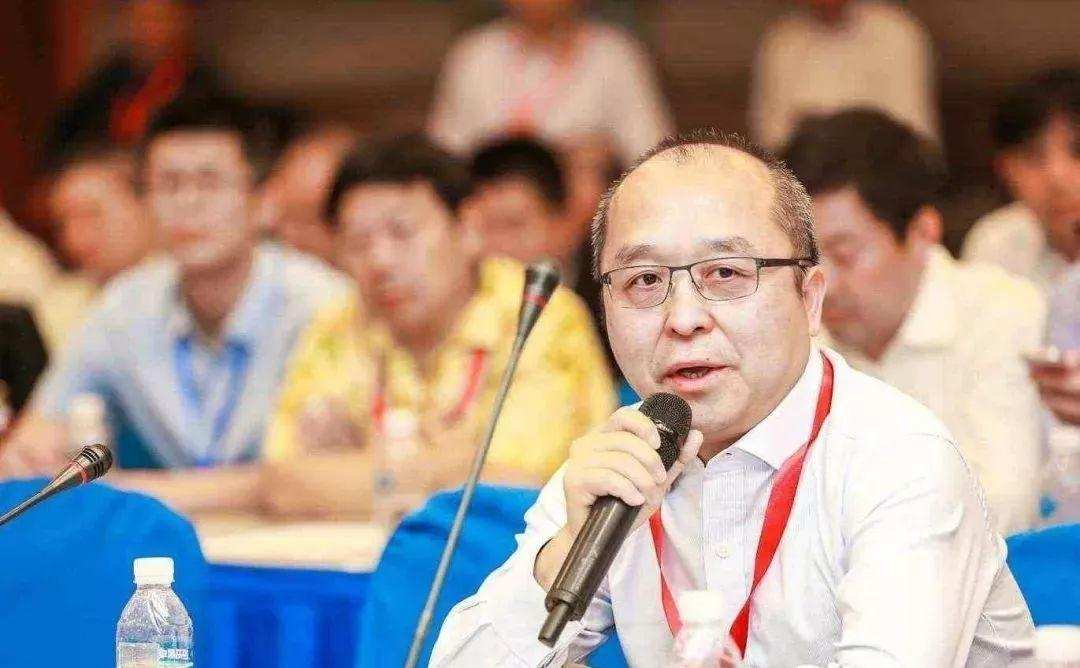 比亚迪背后最大赢家！救王传福暴赚5万倍，带出全球顶尖中国制造