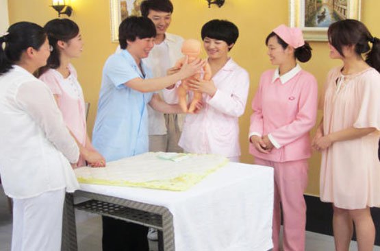 怎么考月嫂证当月嫂