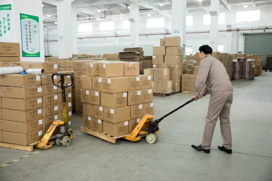 每一次新零售战争打响，为什么受伤的总是经销商？