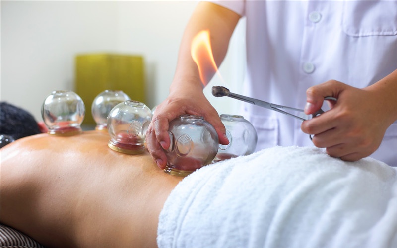 50岁的人如果从零开始，选择做哪些行业更容易成功？推荐一下