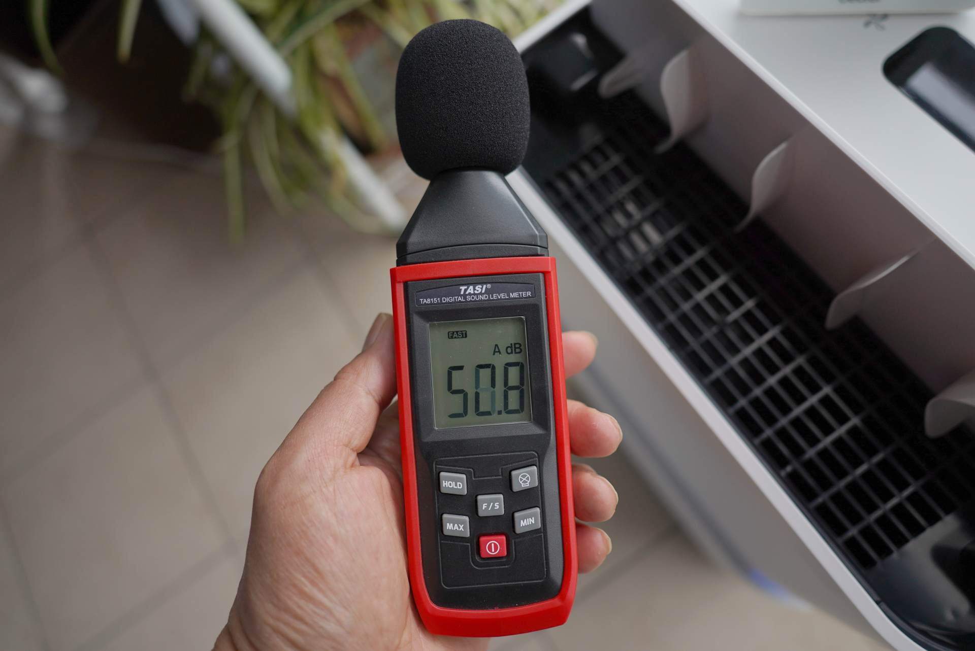 室内除湿哪家强，浦力适VS美的小方物谁才是王者？