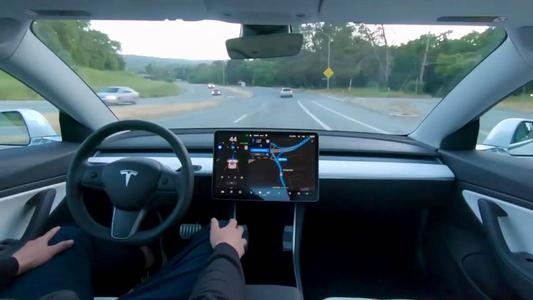 特斯拉销量暴跌65%，会成下一个谷歌，退出中国吗？