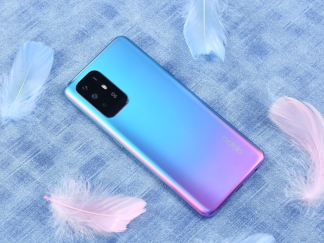 每日热机推荐：轻薄5G手机夏日消暑配色送耳机