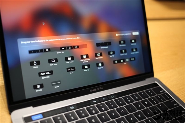 没电源按键 新MacBook Pro如何开关机！