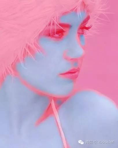 Photoshop给人物处理成粉蓝色水晶效果