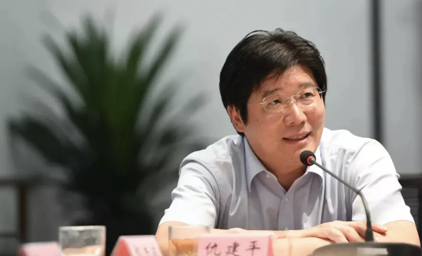 宁波又一百亿富豪出现：从农村穷小子逆袭为行业大佬，身价216亿