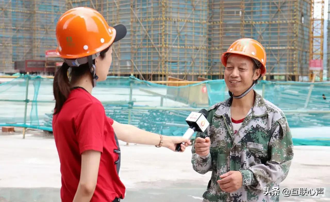 这才是“自媒体人”该有的样子！51岁农民工的坚持，终究迎来曙光