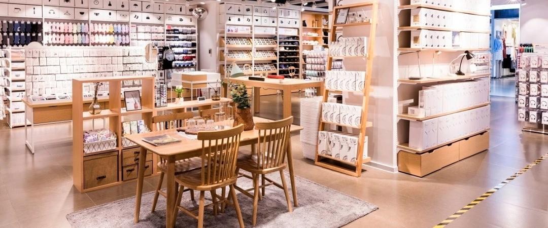 上半年亏损14亿，市值蒸发421亿！“最强十元店”遭遇了什么？