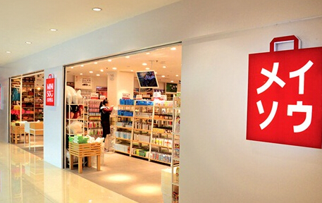 上半年亏损14亿，市值蒸发421亿！“最强十元店”遭遇了什么？