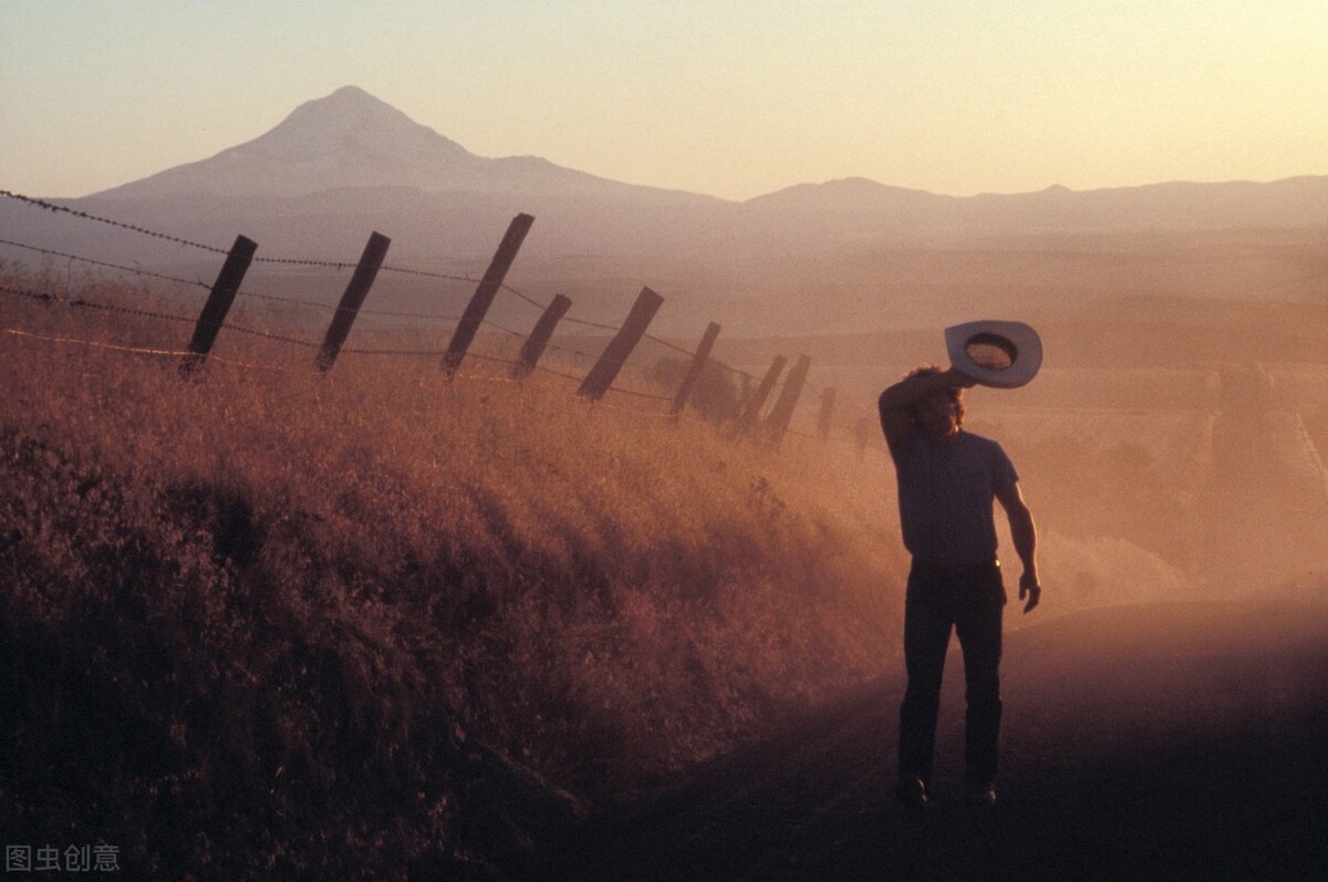 我43岁，不干记者卖保健品月入过万，但没对象成别人眼中的怪女人