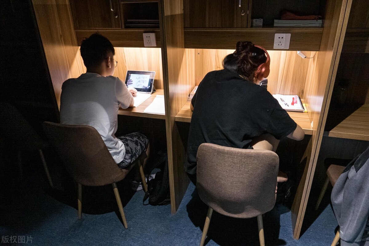 我，95后，开4家自习室月入3万，揭秘开自习室如何轻松赚到钱